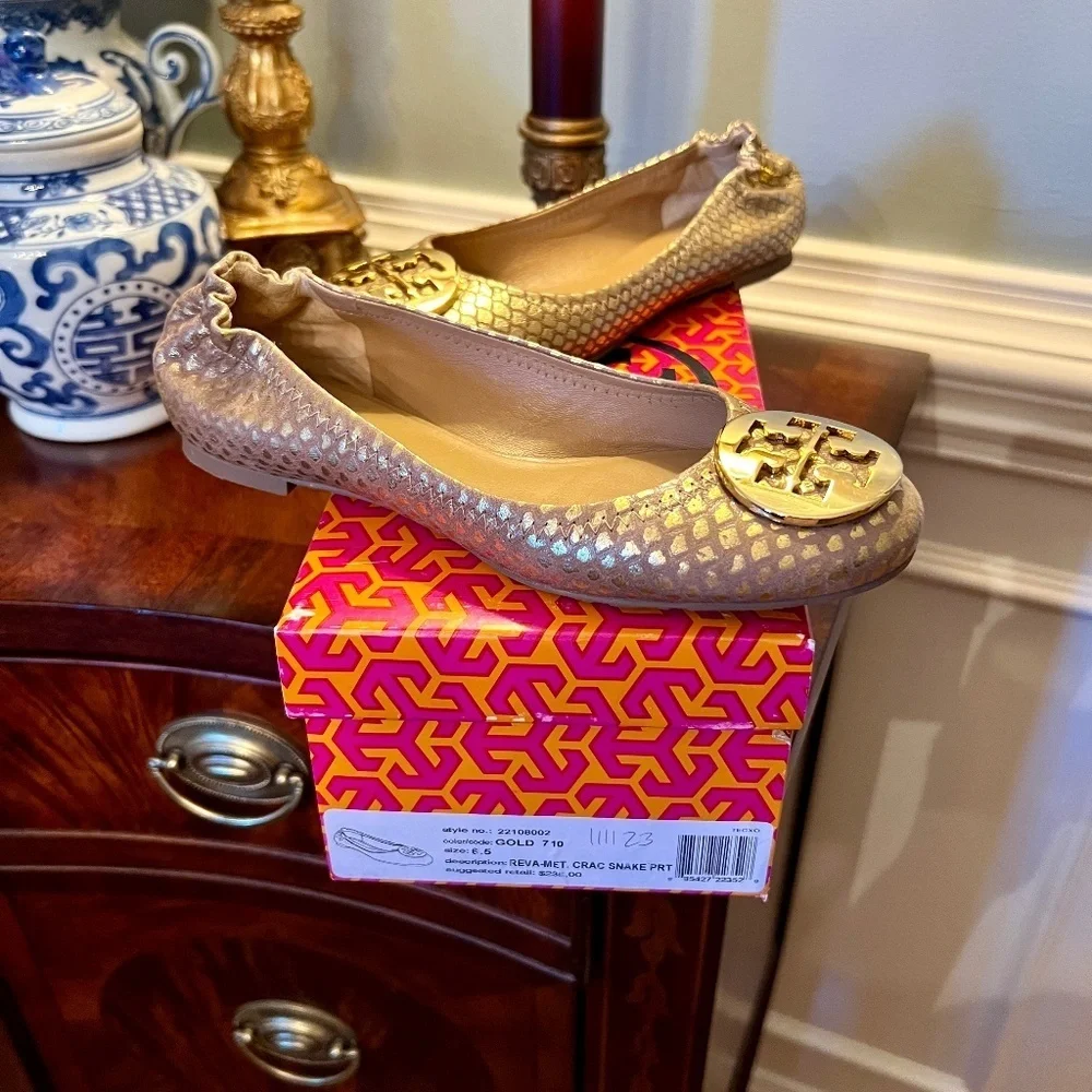 EUC Tory Burch Reva Metallic Gold Snake Print Logo Ballet Flats Shoes Size 6.5 M